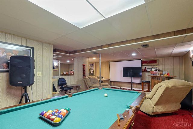 6045 Tahiti Drive, Cincinnati, OH 45224