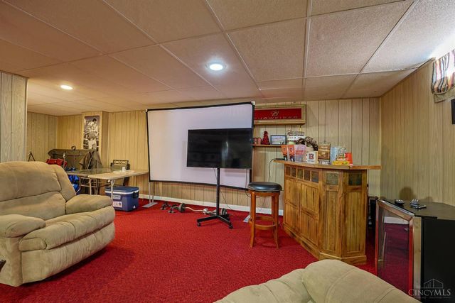 6045 Tahiti Drive, Cincinnati, OH 45224