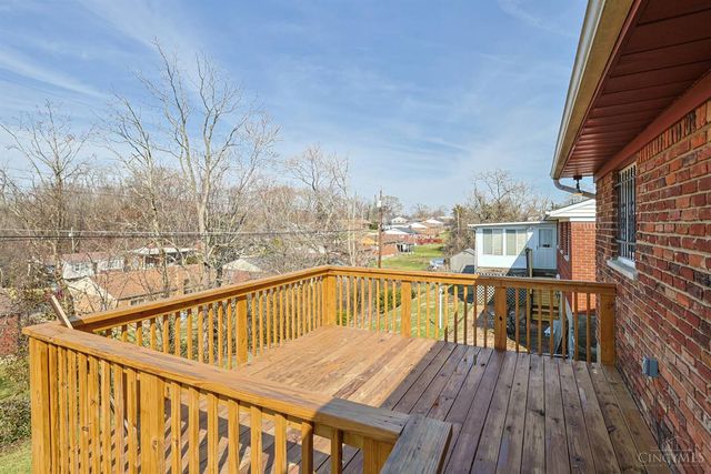 6045 Tahiti Drive, Cincinnati, OH 45224