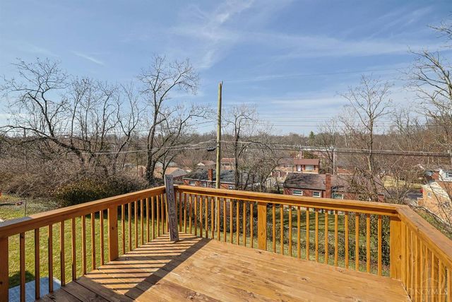 6045 Tahiti Drive, Cincinnati, OH 45224