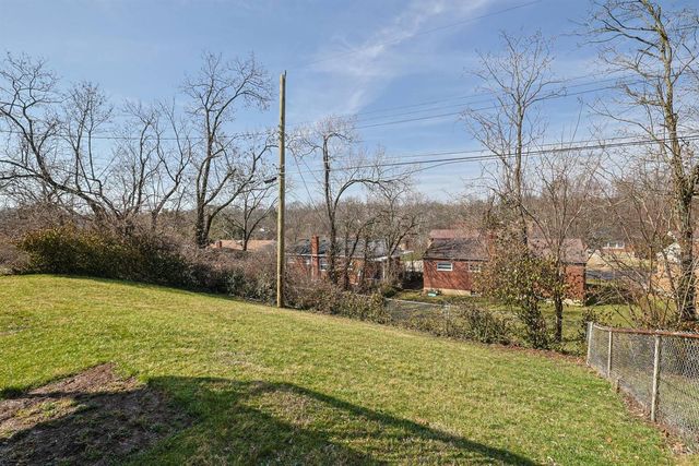 6045 Tahiti Drive, Cincinnati, OH 45224