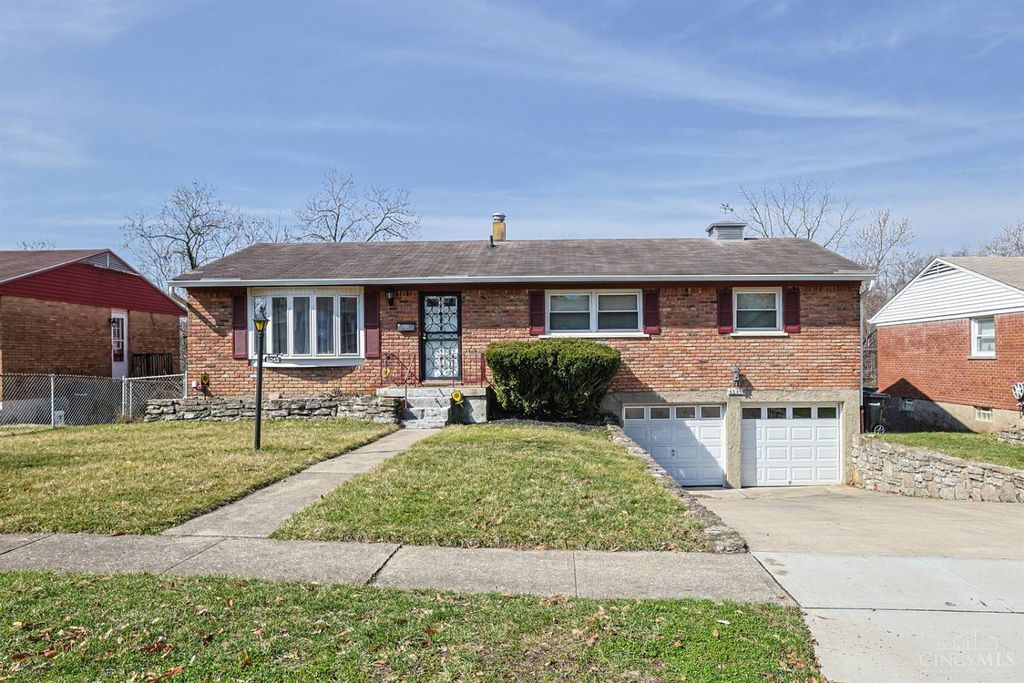 6045 Tahiti Drive, Cincinnati, OH 45224
