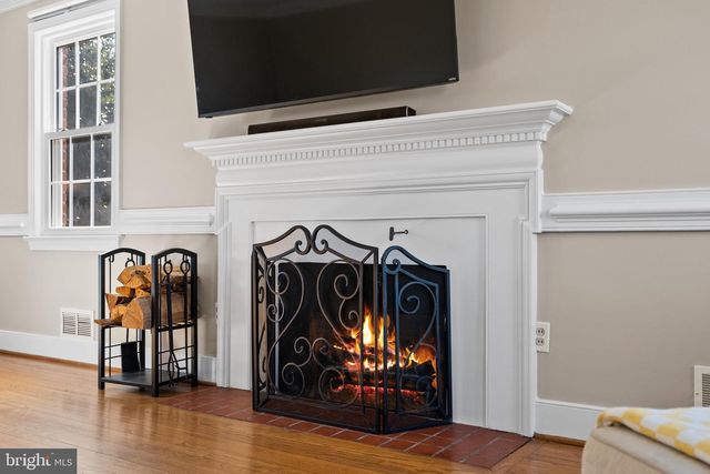 5542 18TH RD N, Arlington, VA 22205