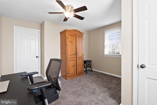 5542 18TH RD N, Arlington, VA 22205