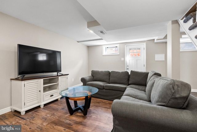 5542 18TH RD N, Arlington, VA 22205