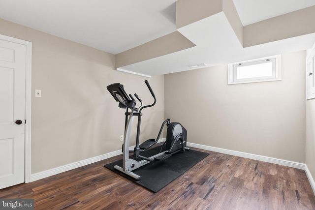 5542 18TH RD N, Arlington, VA 22205