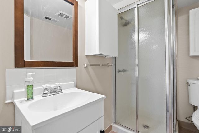 5542 18TH RD N, Arlington, VA 22205