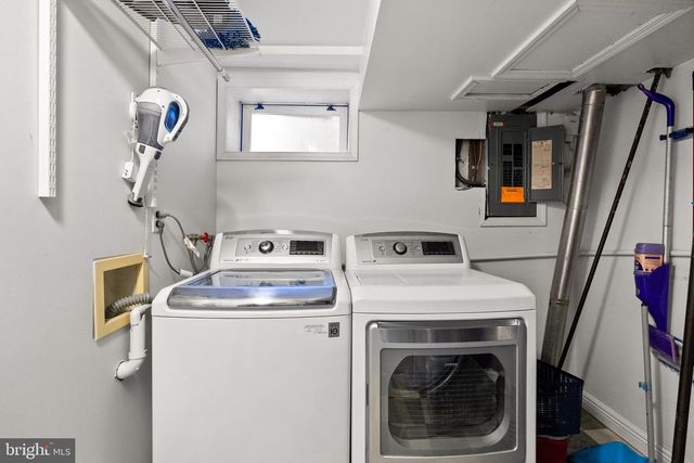 5542 18TH RD N, Arlington, VA 22205