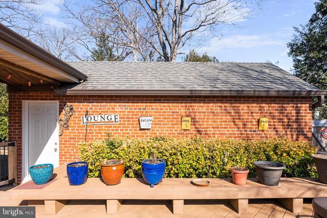 5542 18TH RD N, Arlington, VA 22205