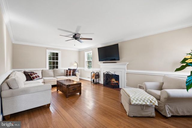 5542 18TH RD N, Arlington, VA 22205