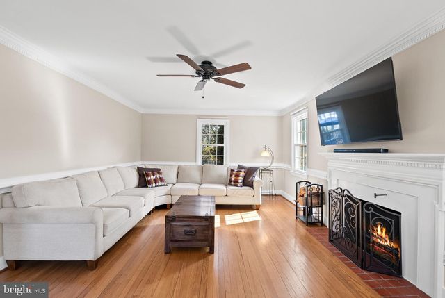 5542 18TH RD N, Arlington, VA 22205