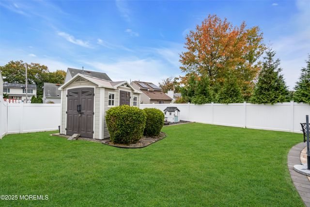 190 Delaware Avenue, Cliffwood, NJ 07721