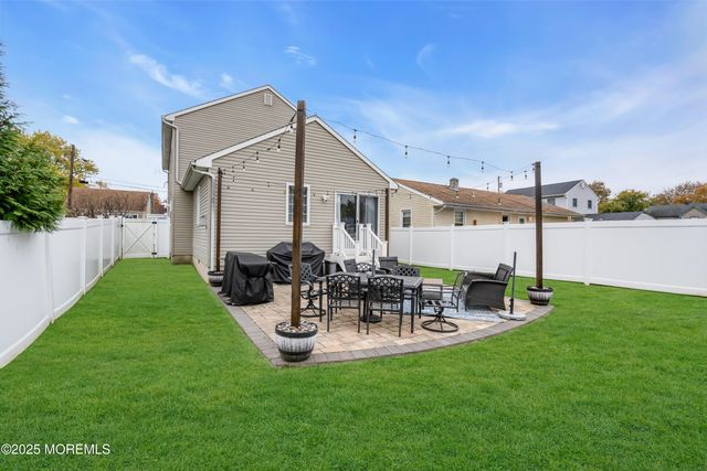 190 Delaware Avenue, Cliffwood, NJ 07721