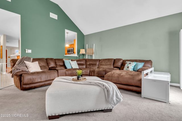 190 Delaware Avenue, Cliffwood, NJ 07721