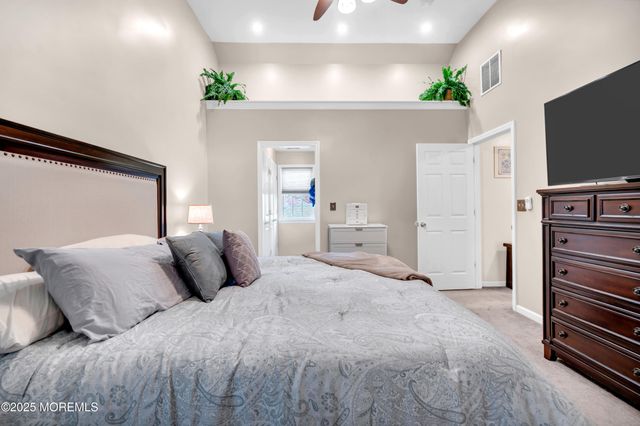 190 Delaware Avenue, Cliffwood, NJ 07721