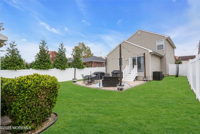 190 Delaware Avenue, Cliffwood, NJ 07721