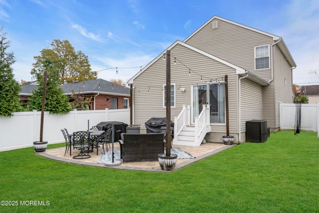 190 Delaware Avenue, Cliffwood, NJ 07721