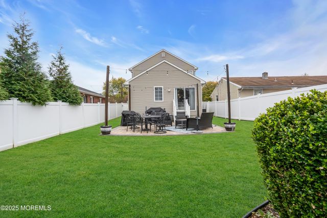 190 Delaware Avenue, Cliffwood, NJ 07721