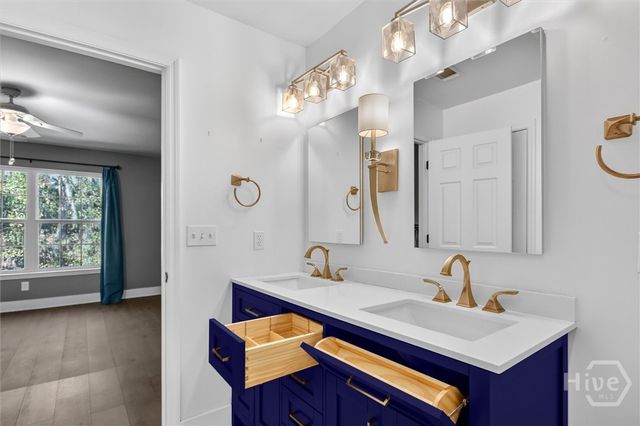 16 River Walk Drive 16, Savannah, GA 31410