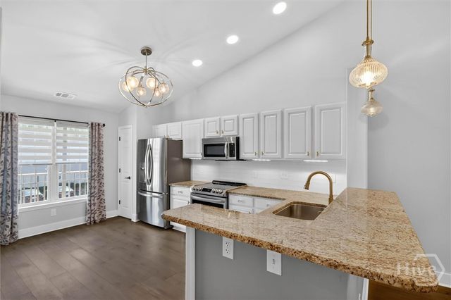 16 River Walk Drive 16, Savannah, GA 31410