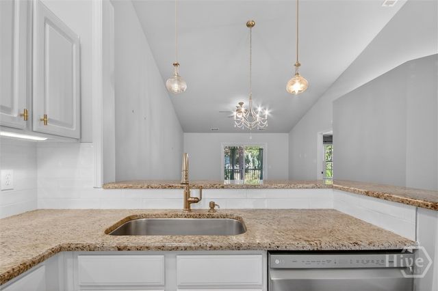 16 River Walk Drive 16, Savannah, GA 31410