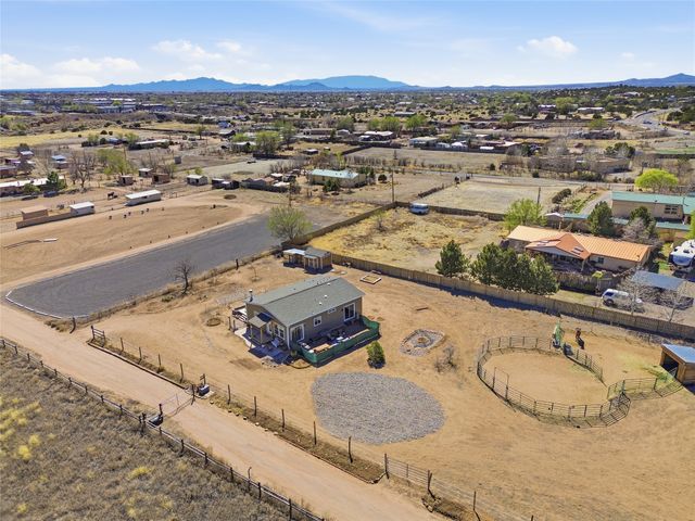 1241 Arrow Head Ranch, Santa Fe, NM 87507