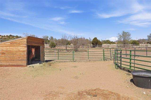 1241 Arrow Head Ranch, Santa Fe, NM 87507