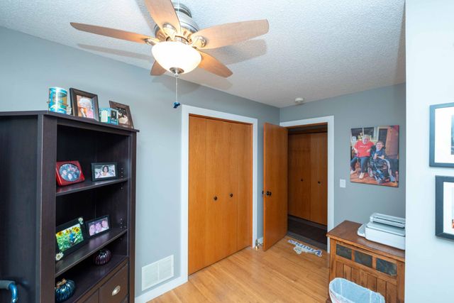 9343 Hillside Trail S, Cottage Grove, MN 55016