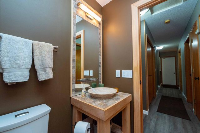 9343 Hillside Trail S, Cottage Grove, MN 55016