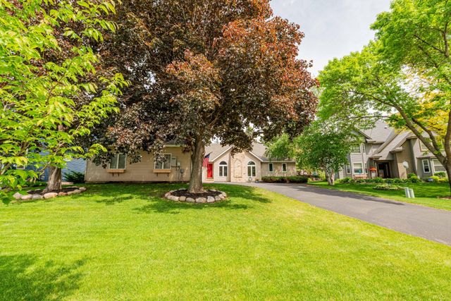 9343 Hillside Trail S, Cottage Grove, MN 55016