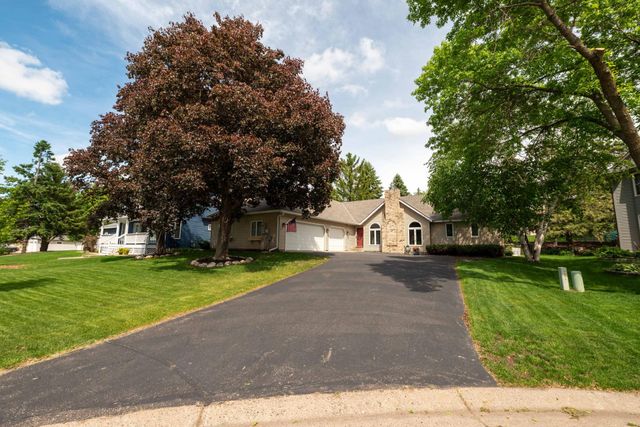 9343 Hillside Trail S, Cottage Grove, MN 55016