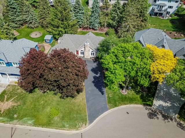 9343 Hillside Trail S, Cottage Grove, MN 55016