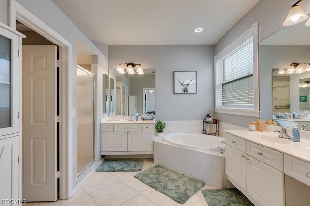 11200 Lakeland CIR, Fort Myers, FL 33913