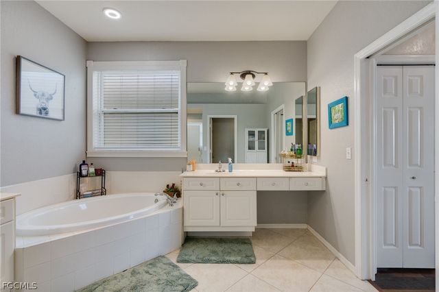 11200 Lakeland CIR, Fort Myers, FL 33913