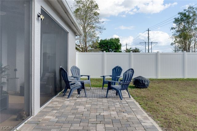 11200 Lakeland CIR, Fort Myers, FL 33913