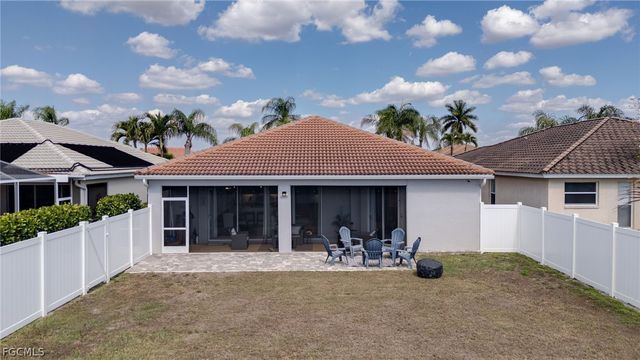 11200 Lakeland CIR, Fort Myers, FL 33913