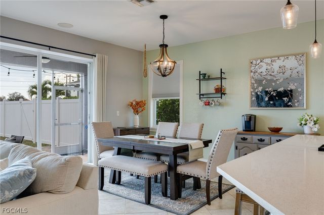 11200 Lakeland CIR, Fort Myers, FL 33913