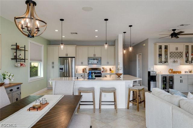 11200 Lakeland CIR, Fort Myers, FL 33913