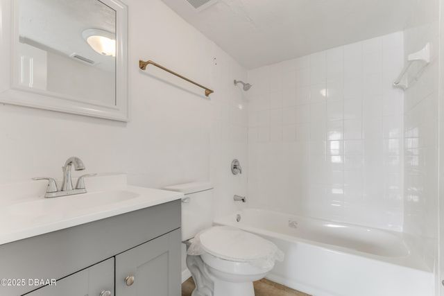 916 Kathy Street, Daytona Beach, FL 32114