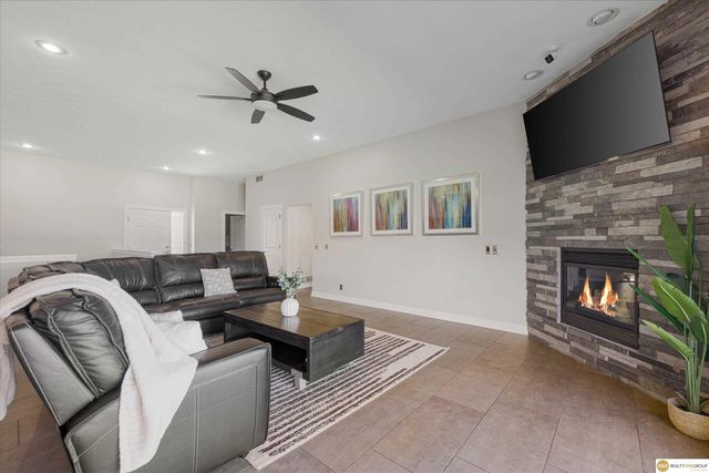 7501 N 155 Terrace, Bennington, NE 68007