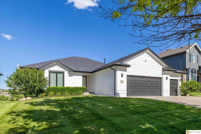 7501 N 155 Terrace, Bennington, NE 68007