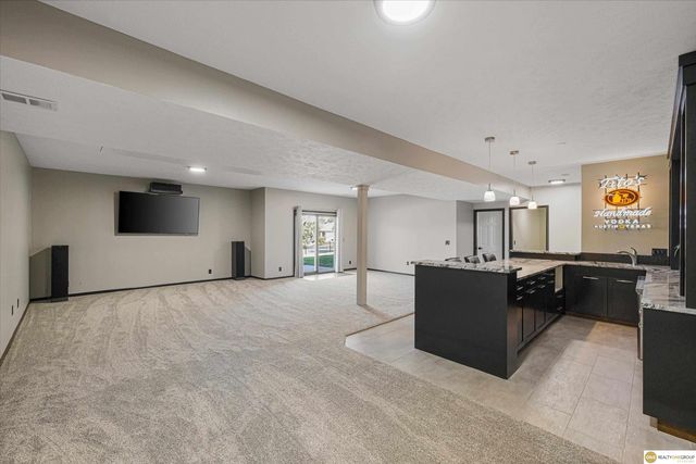 7501 N 155 Terrace, Bennington, NE 68007