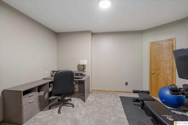 7501 N 155 Terrace, Bennington, NE 68007