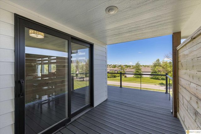 7501 N 155 Terrace, Bennington, NE 68007