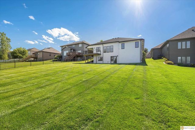 7501 N 155 Terrace, Bennington, NE 68007