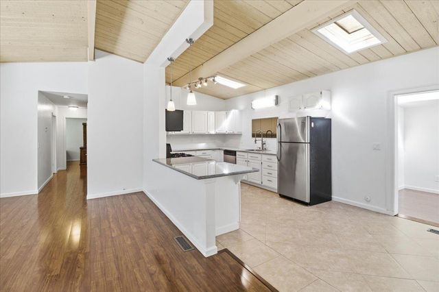 17 Los Encinos Drive, Del Rey Oaks, CA 93940