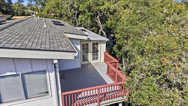 17 Los Encinos Drive, Del Rey Oaks, CA 93940