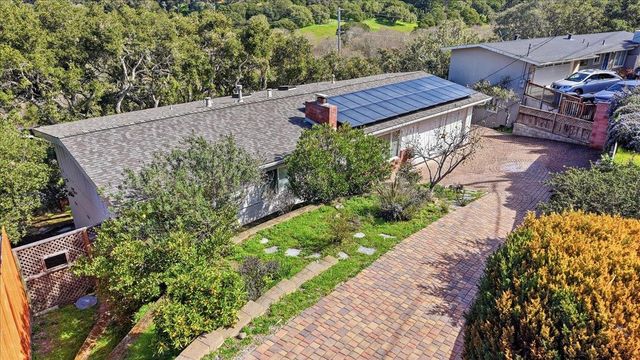 17 Los Encinos Drive, Del Rey Oaks, CA 93940