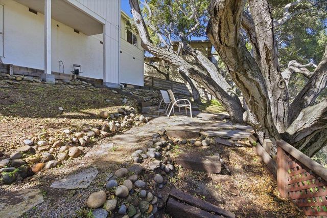 17 Los Encinos Drive, Del Rey Oaks, CA 93940