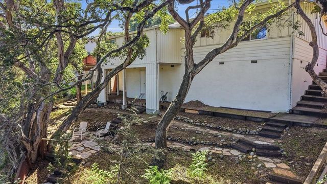 17 Los Encinos Drive, Del Rey Oaks, CA 93940